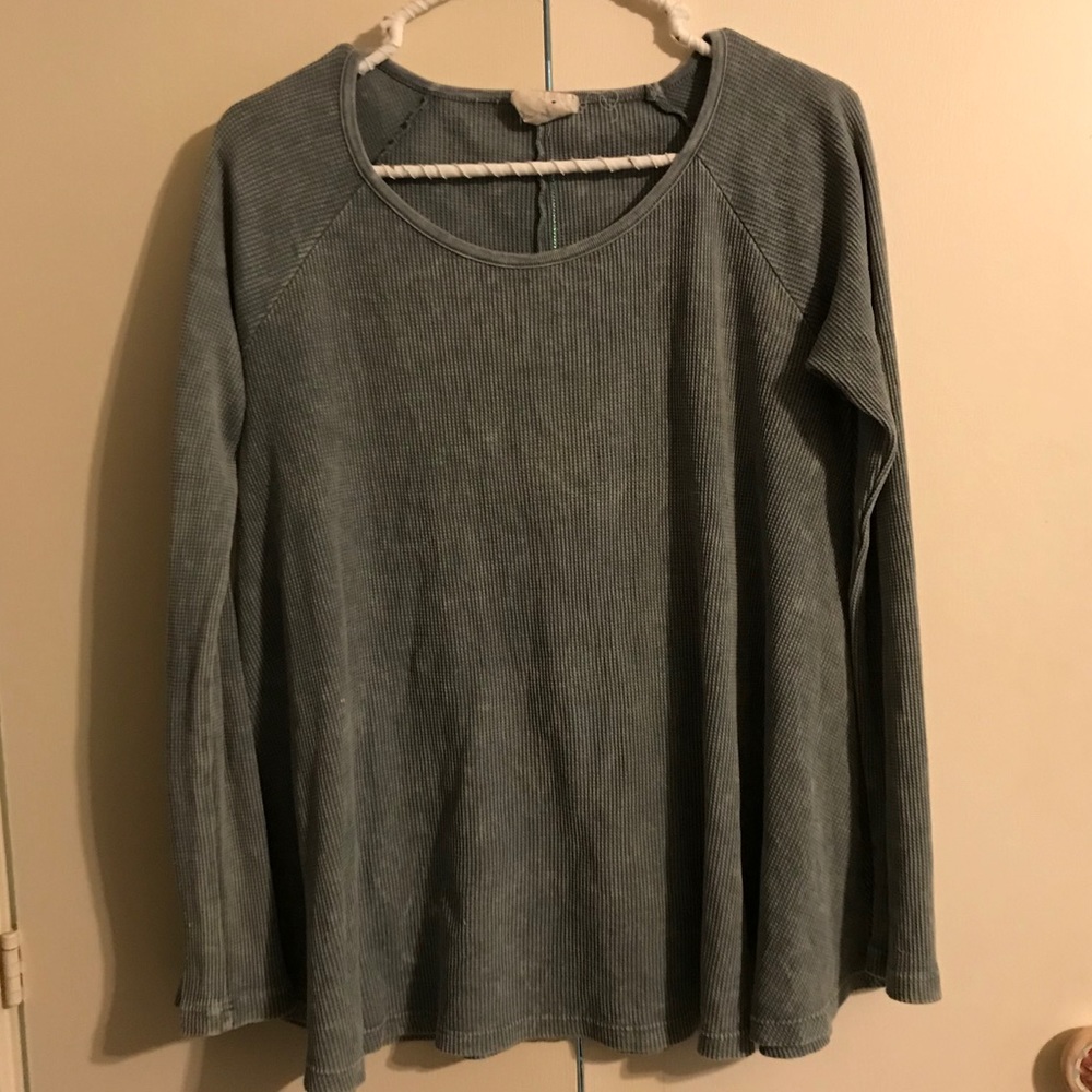 PPLA Size M knit blue grey long sleeve shirt